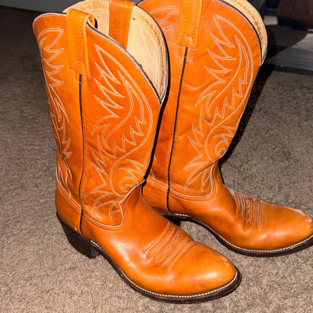 Western Cowboy Boots - Picture 3 of 7
